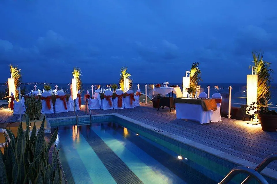 Ocean Two Resort - Breakfast Included By Ocean Hotels Saint Lawrence Gap 4*,
